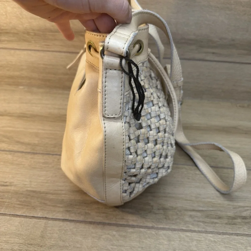 Marta Ponti Portugal Bag Woven Leather Beige Hobo Bucket Crossbody Drawstring
